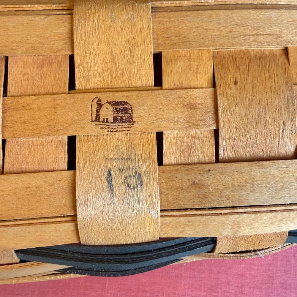 1998 Longaberger Small Market Basket Leather Handles Signed Handwoven USA